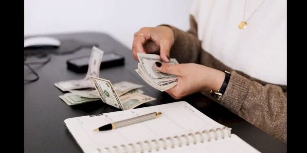 Dinero, Como lo Pienso lo Creo, The Access, 9 Diciembre 2020